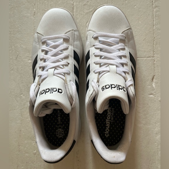 Adidas grand court shoe 2.0 W 8.5 - Picture 4 of 4